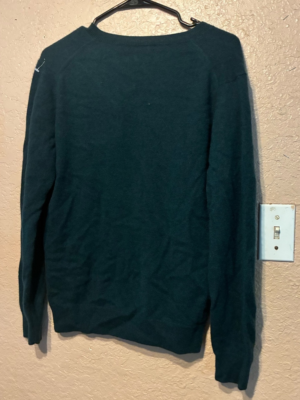 Antonio Melani Forest Green 100% Cashmere V-Neck Sweater women minimalist - Picture 2 of 4